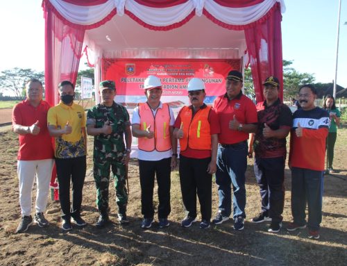 Peletakan Batu Pertama Pembangunan Tribun Stadion Amlapura
